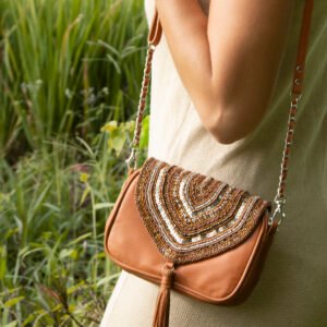 Victoria Royal Crossbody